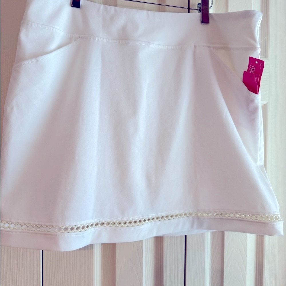 NWT Lilly Pulitzer Monica Skort RESORT WHITE Size 16 Luxletic UPF 50+